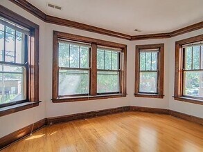 4455 N Artesian Ave in Chicago, IL - Foto de edificio - Building Photo