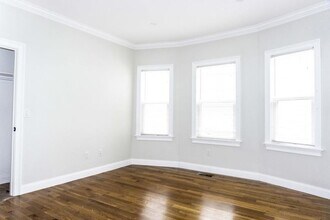8 Robeson St in Boston, MA - Building Photo - Building Photo