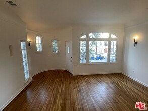 642 Maltman Ave in Los Angeles, CA - Building Photo - Building Photo