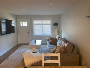 2485 Idiens Way in Courtenay, BC - Building Photo - Building Photo