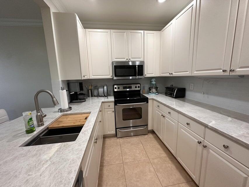 1460 Corbison Point Pl in Jupiter, FL - Building Photo