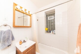 1719 N Wood St in Chicago, IL - Building Photo - Building Photo