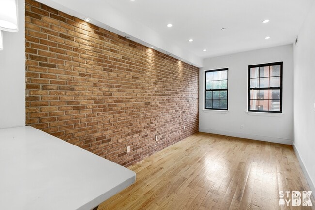 37 Lexington Ave in Brooklyn, NY - Building Photo - Building Photo