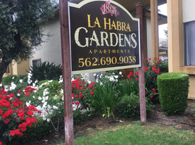 La Habra Gardens Apartamentos