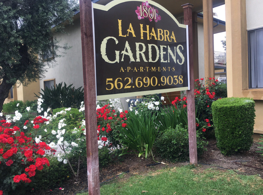 La Habra Gardens in La Habra, CA - Building Photo