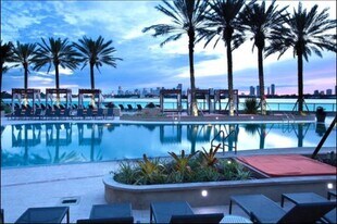 1500 Bay Rd, Unit 1408s in Miami Beach, FL - Building Photo