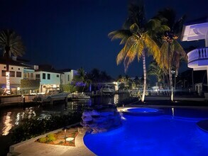 945 Cypress Dr in Delray Beach, FL - Building Photo - Building Photo