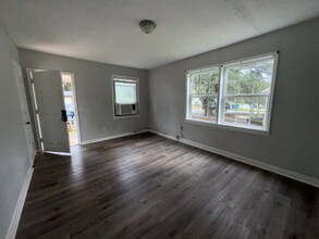 1221 Session St in Myrtle Beach, SC - Building Photo - Building Photo