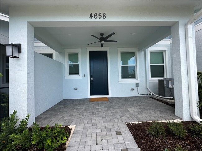 property at 4658 Longwood Lake Sq