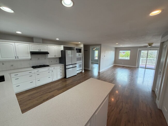 2013 I Ave in Anacortes, WA - Building Photo - Building Photo