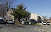 Stoveall Place in Richmond, VA - Foto de edificio - Building Photo