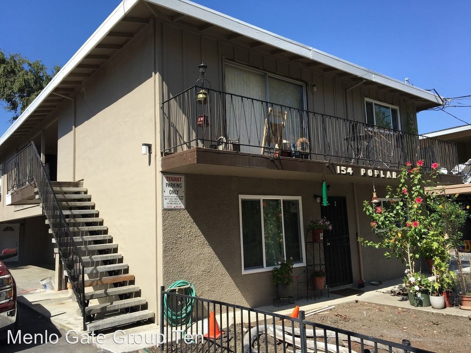 154 Poplar Ave in Redwood City, CA - Building Photo