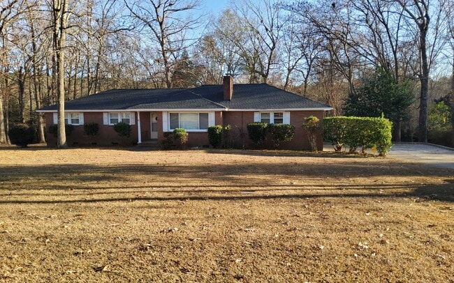 property at 5442 Oakland Dr