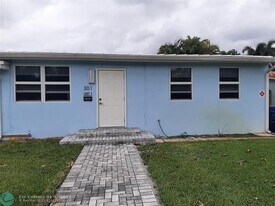 301 NE 23rd St in Wilton Manors, FL - Building Photo