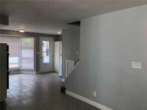 4347 W Lake Rd in Erie, PA - Building Photo - Building Photo