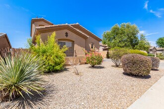 17848 W Summerhaven Dr in Goodyear, AZ - Building Photo - Building Photo