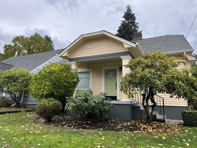 property at 1336 N Holman St