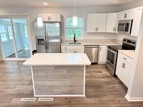 4507 Dale Blvd in Woodbridge, VA - Building Photo - Building Photo