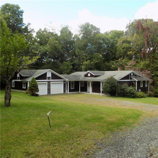 64 Big Bear Hill Rd in New Milford, CT - Building Photo - Building Photo