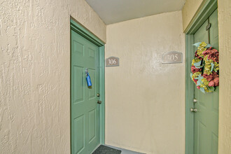 7896 Sonoma Springs Cir in Greenacres, FL - Building Photo - Building Photo