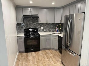 73 Plum Rd in Mahopac, NY - Building Photo - Building Photo