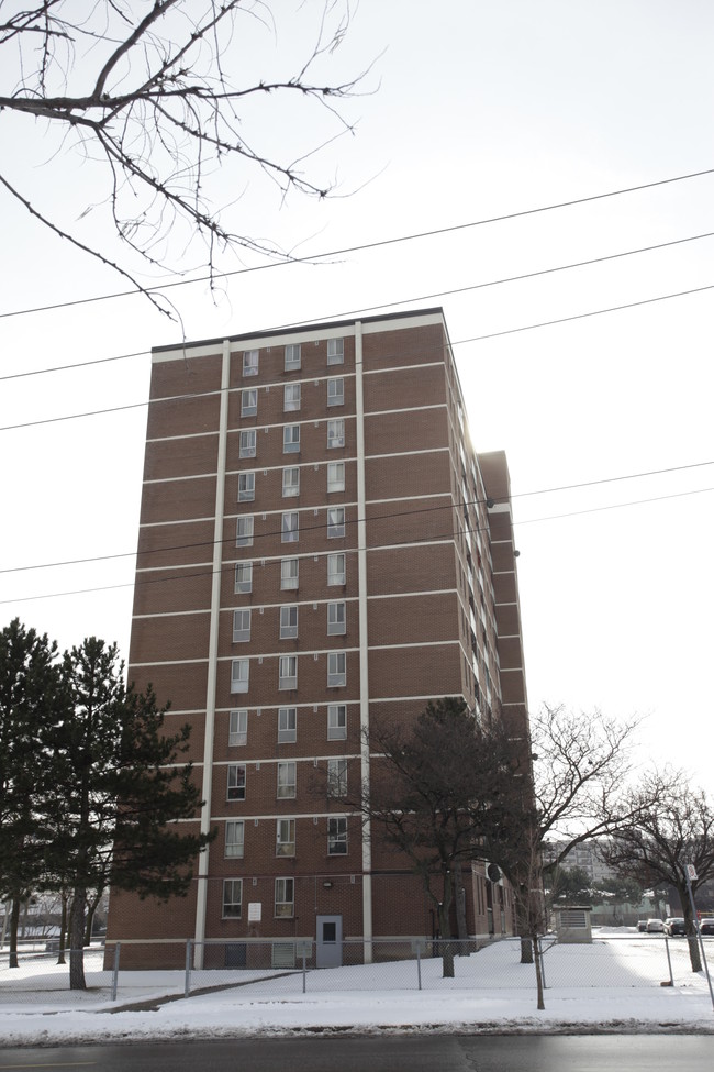 Jane Milo in Toronto, ON - Building Photo - Building Photo