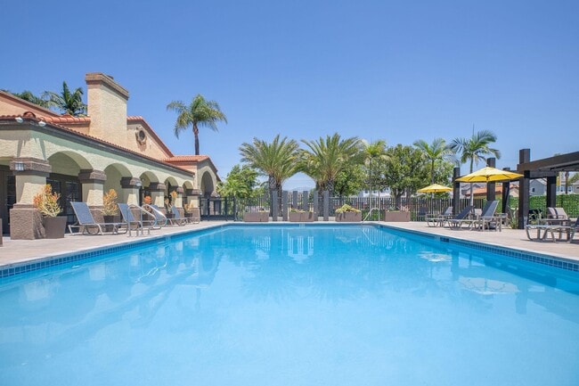 Club Pacifica Apartment Homes