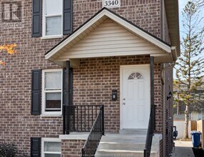3340 Bloomfield Rd in Windsor, ON - Building Photo - Building Photo