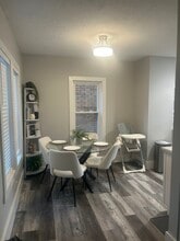 1230 Bellaire Pl in Pittsburgh, PA - Building Photo - Building Photo