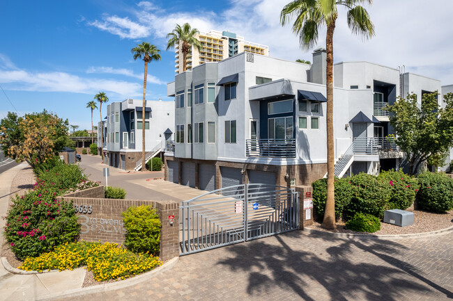 3rd Avenue Palms in Phoenix, AZ - Building Photo - Building Photo