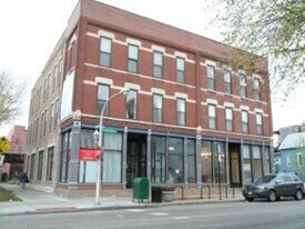 3055 N Sheffield Ave, Unit 3A in Chicago, IL - Building Photo