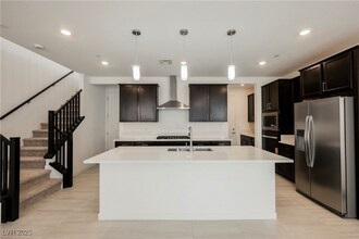 2451 Altitude St in Las Vegas, NV - Building Photo - Building Photo