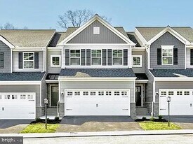 1009 Blackstone Run in Carlisle, PA - Building Photo