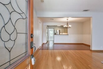 22 Lyncrest Dr in Galveston, TX - Building Photo - Building Photo