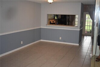 7890 Dixie Beach Cir in Tamarac, FL - Building Photo - Building Photo