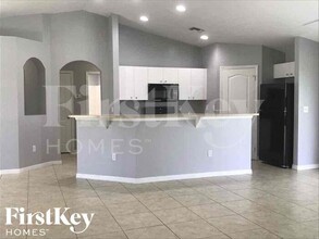 2709 46th St W in Lehigh Acres, FL - Building Photo - Building Photo
