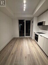 308 Jarvis St in Toronto, ON - Building Photo - Building Photo