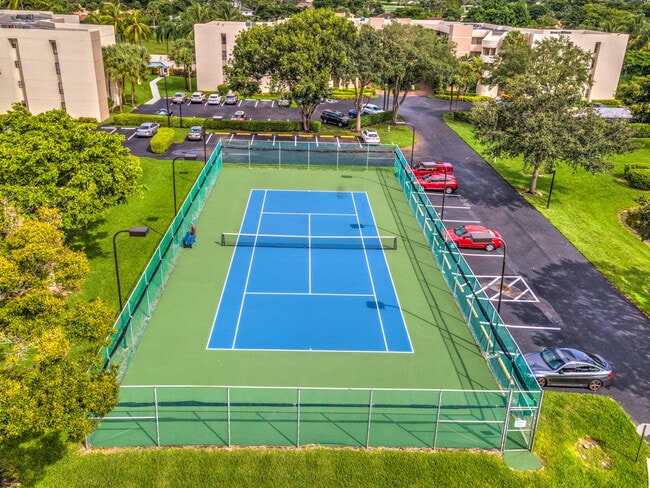 property at 5701 Camino Del Sol