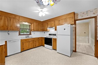 2313 Lloyd Dr in Chesapeake, VA - Building Photo - Building Photo