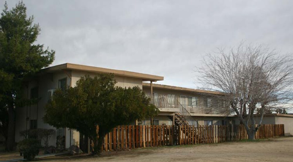 Sage Apartments in Yucca Valley, CA - Foto de edificio