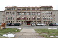 Albion Academy Apartments in Albion, NY - Foto de edificio - Building Photo