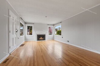 6413 N Boston Ave in Portland, OR - Building Photo - Building Photo