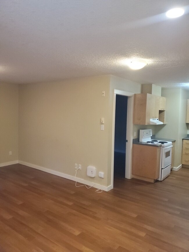 250 Selby St in Nanaimo, BC - Building Photo - Building Photo