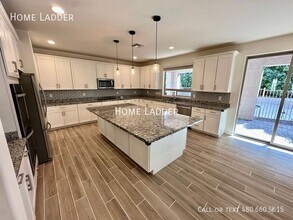 3133 N Loma Vista in Mesa, AZ - Building Photo - Building Photo