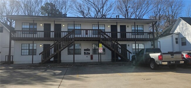 632 Whitham Ave, Unit 4 in Fayetteville, AR - Foto de edificio - Building Photo