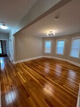 24 Buttonwood St, Unit 2 in Boston, MA - Building Photo - Building Photo