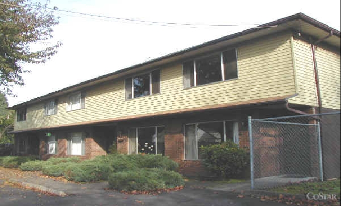 Mildred Townhomes in Milwaukie, OR - Building Photo