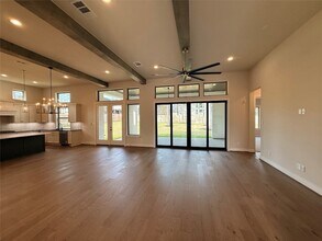 1020 Prescott Dr in Conroe, TX - Foto de edificio - Building Photo