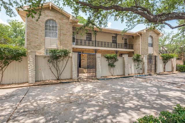 property at 5921 Preston Rd