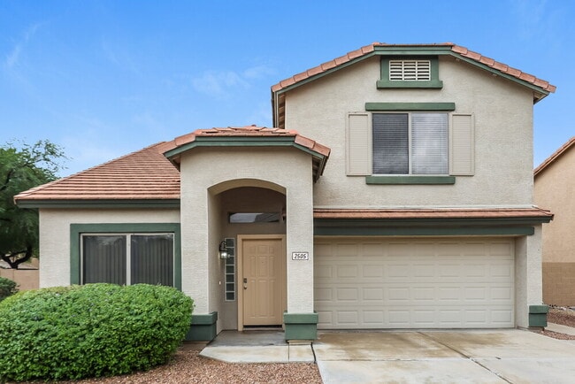 property at 2505 W Red Fox Rd